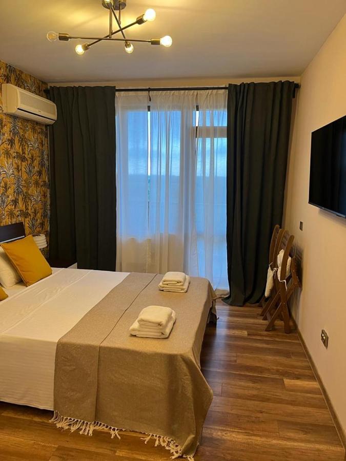 Lighthouse Golf Resort & Spa Apartments Baltsjik Eksteriør bilde